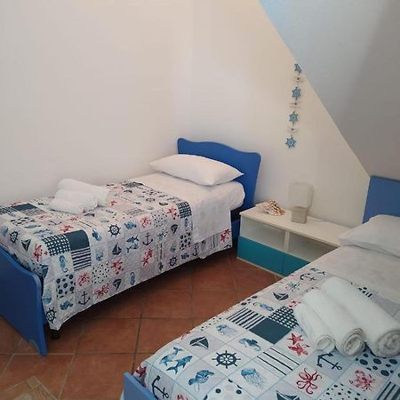 Casa Vacanze Da Merlino Villa Gonnesa Exterior foto