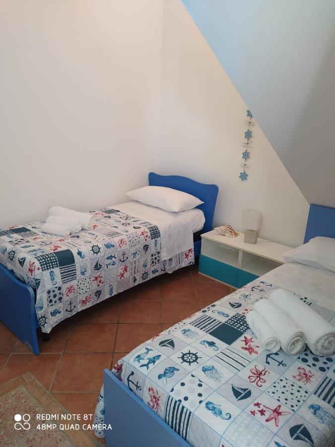 Casa Vacanze Da Merlino Villa Gonnesa Exterior foto